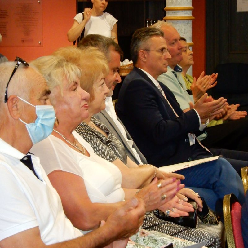 Átadták a felújított zsinagógát 16